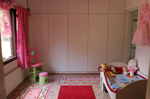 bedroom03
