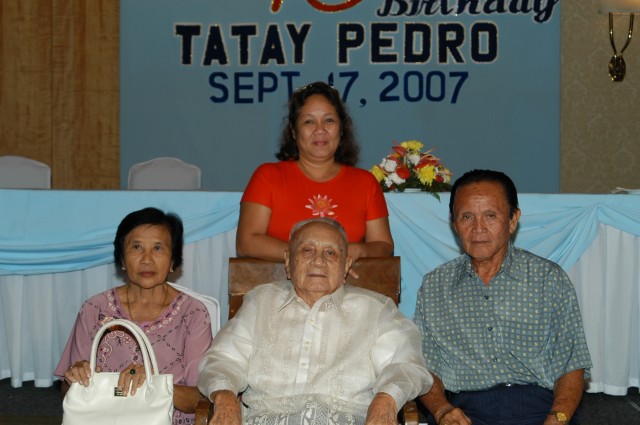 Tiyo Tomas_ Tiya Pesing _amp_ Fara