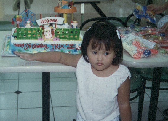 Jollibee_Cake